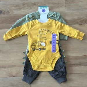 Carter’s 4 Piece Set